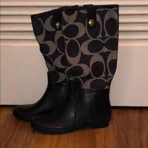 Rare Coach blue rain boots - size 6 - NEVER WORN